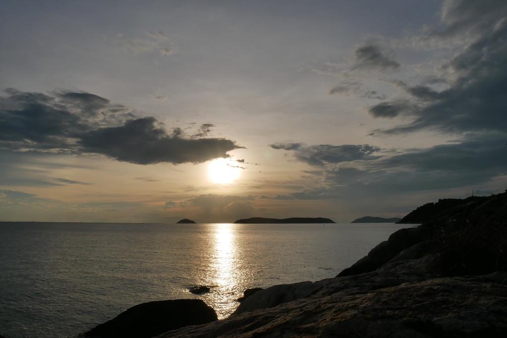 Ngo Khanh Homestay Tân Hiệ Exteriér fotografie