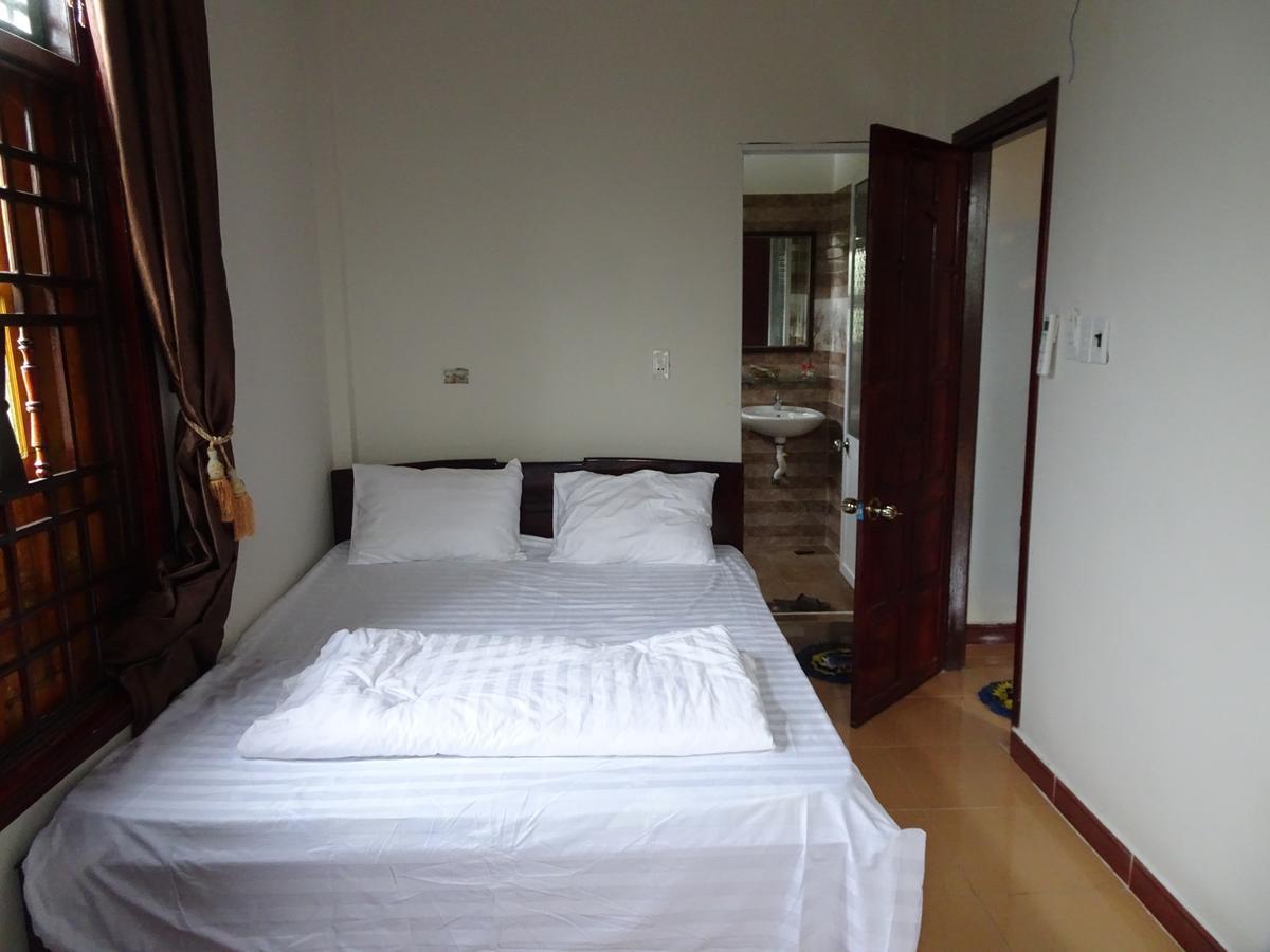 Ngo Khanh Homestay Tân Hiệ Exteriér fotografie