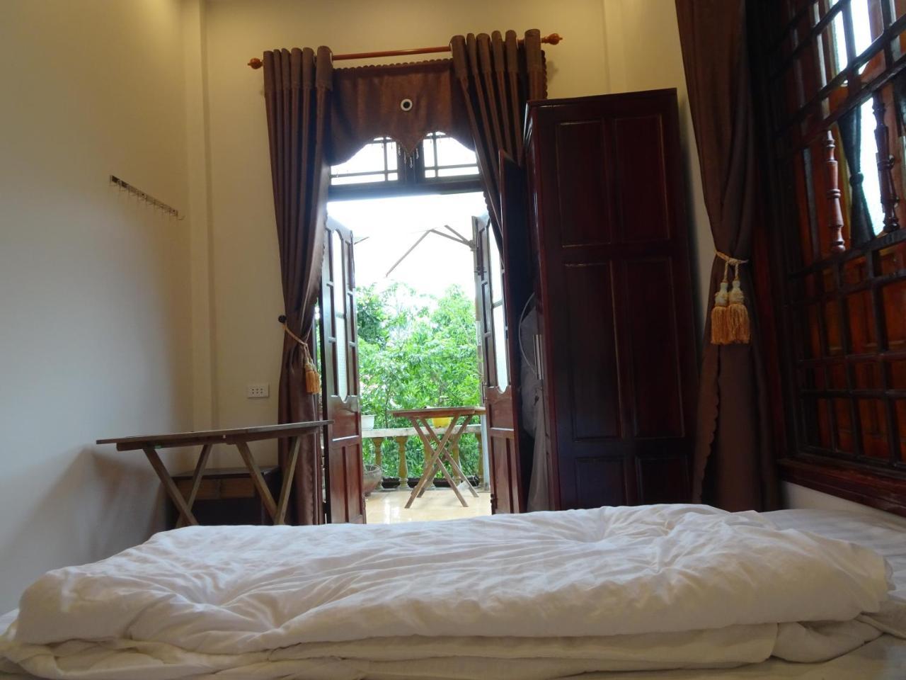 Ngo Khanh Homestay Tân Hiệ Exteriér fotografie